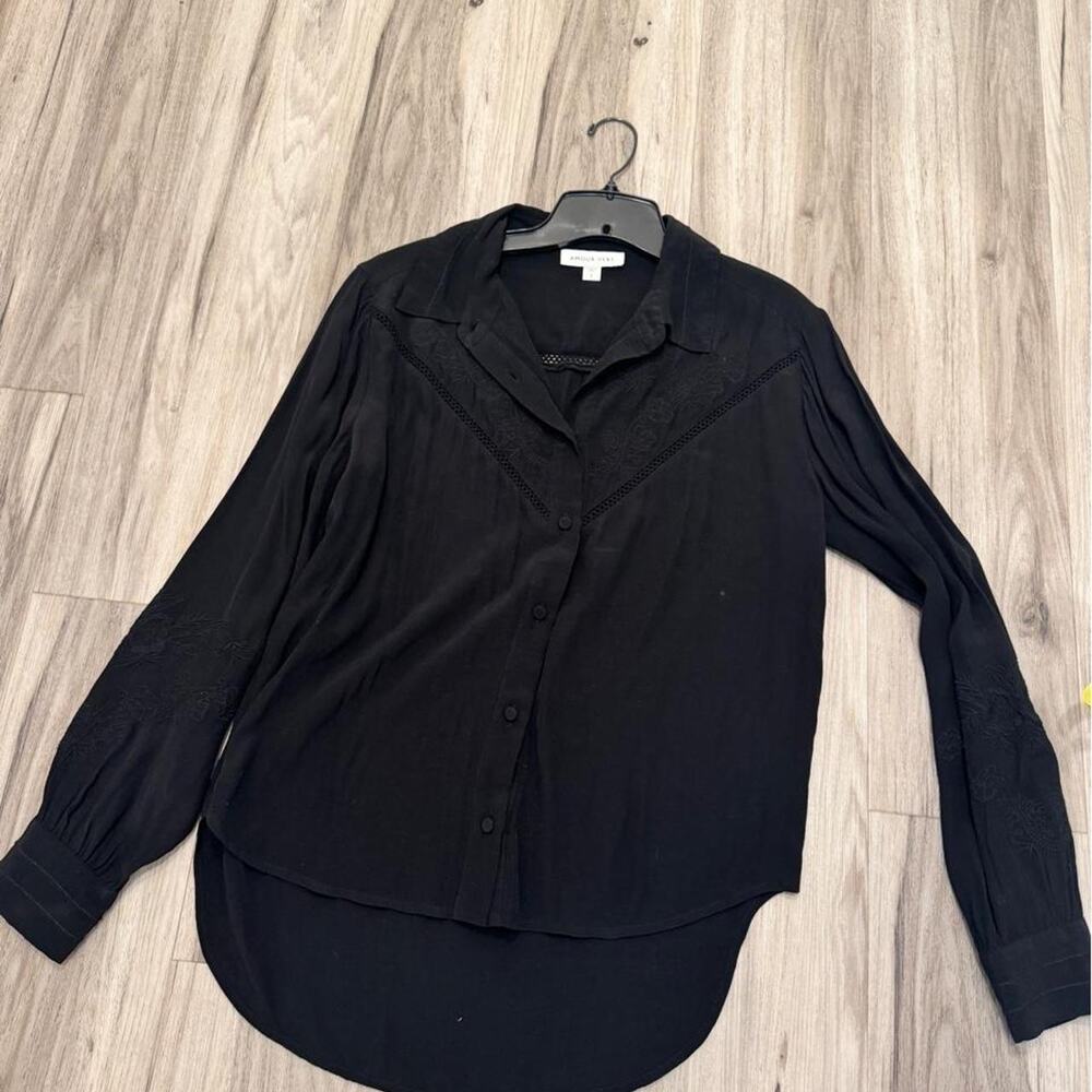 Amour vert black long sleeve top